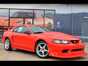 Ford Mustang Cobra R 2000 a subasta