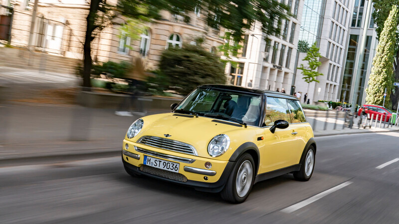 Así ha sido la evolución de MINI, tras 20 años de pertenecer a la familia BMW
