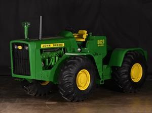 Subastan una colosal colección de John Deere clásicos