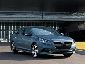 Hyundai Sonata Plug-in Hybrid 2016 tiene un precio inicial de $29,681 dólares