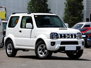 Suzuki estrena en Chile el renovado Jimny 2013