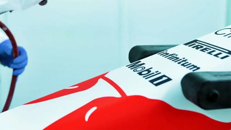 Red Bull rinde homenaje a Honda con una decoración especial en sus monoplazas