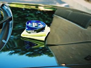 ¿Cómo sé que mi auto necesita encerarse?