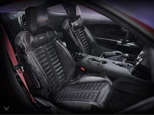 Este Mustang tiene asientos de cuero y pelo de caballo