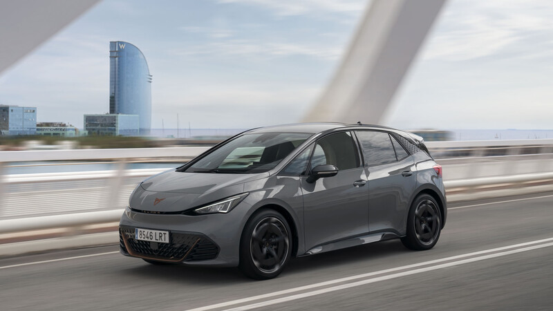 CUPRA Born primer contacto desde Barcelona, un eléctrico atractivo y con personalidad