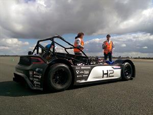 Estudiantes holandeses crean el primer auto de carreras de hidrógeno
