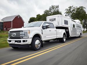 Ford F-Series Super Duty 2017 ahora con control de crucero adaptativo