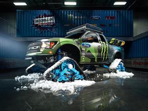 Ford F-150 SVT Raptor adaptada para la nieve