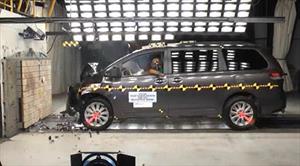 Toyota Sienna 2014 obtiene 5 estrellas en las pruebas de la NHTSA