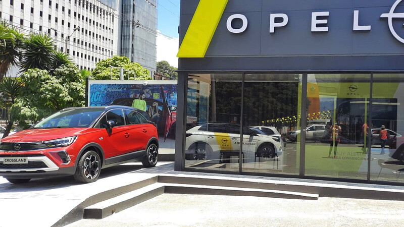Opel inaugura primer Centro de Experiencia Digital en Medellín