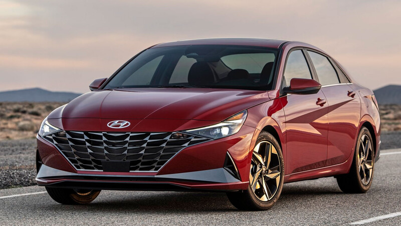 Hyundai Elantra 2022, llega a México un rival de cuidado para Volkswagen Jetta y Nissan Sentra