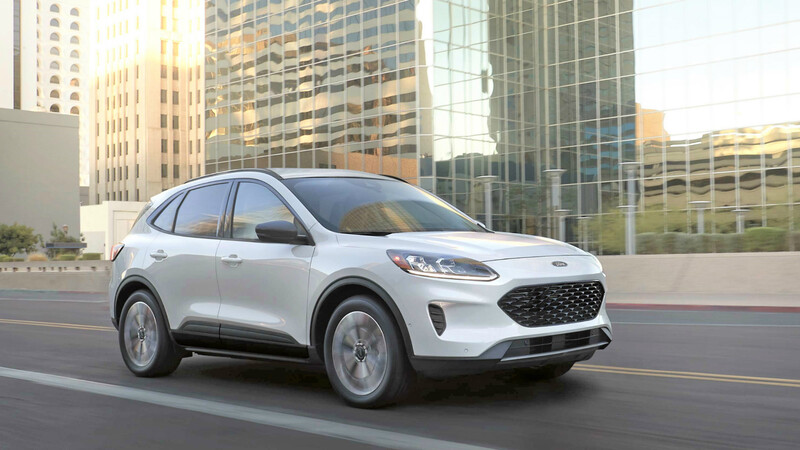 Ford Escape SE Sport 4x2 Híbrida, disponible en Colombia