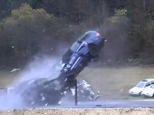 Así luce un choque cuando se va a 200 Km/h