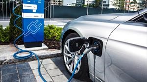 3 marcas concentran el 35% del mercado automotriz eléctrico