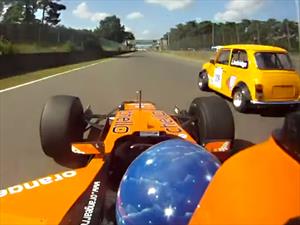 Piloto lleva su F1 a un track day
