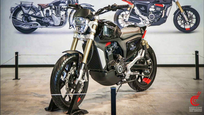 Peugeot prepara su primera moto estilo naked