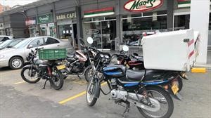 Vehículos de mensajería y domicilios en Bogotá deben registrarse