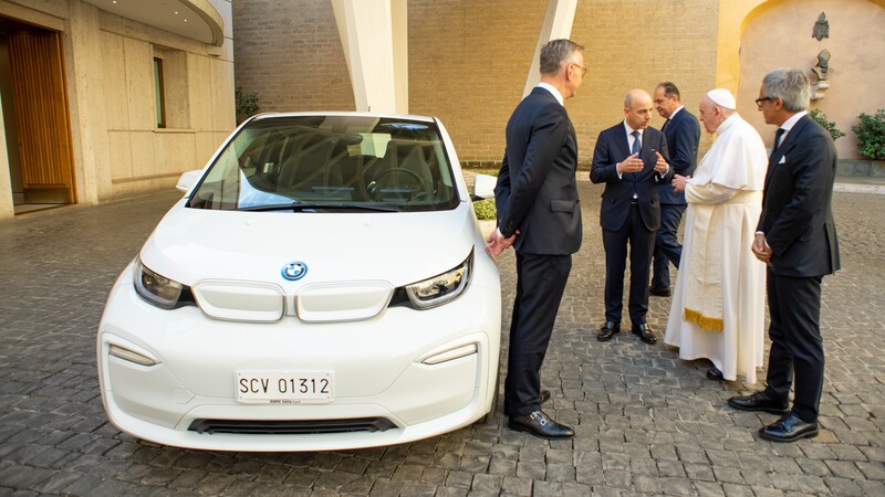 BMW i3 para el Papa Francisco
