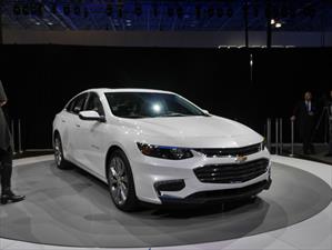 Chevrolet Malibu 2016, más grande y avanzado