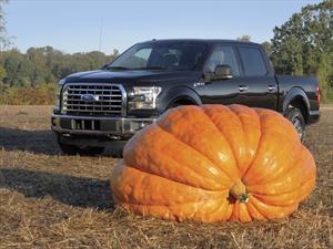 Ford F-150 2015 demuestra sus capacidades en Halloween