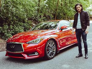 Infiniti Q60 2017 y Jon Snow de "Game of Thrones"
