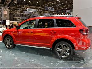 FIAT Freemont Cross, familiar, grande y aventurero