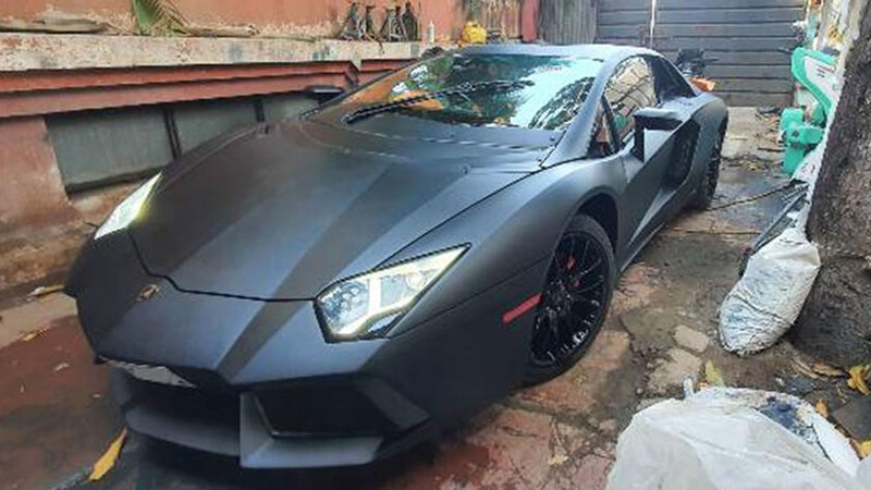 Transformó un Honda Civic en un Lamborghini Aventador: así quedó