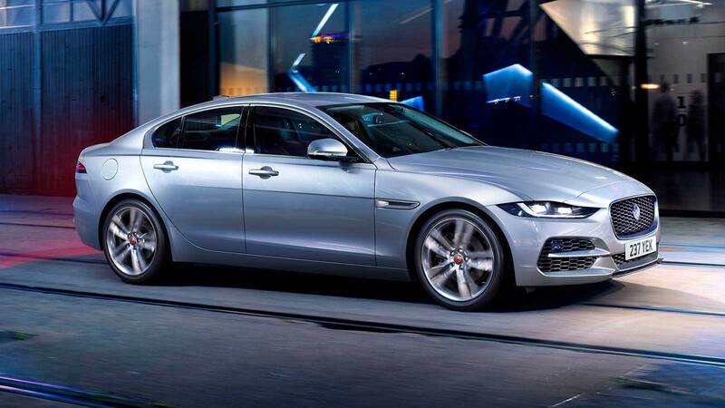 Jaguar XE 2021 en Chile: gama reducida y discretas mejoras