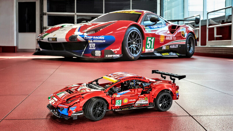 LEGO Technic ahora te permite armar tu propia Ferrari 488 GTE