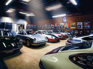Magnus Walker, el excéntrico coleccionista fanático de Porsche