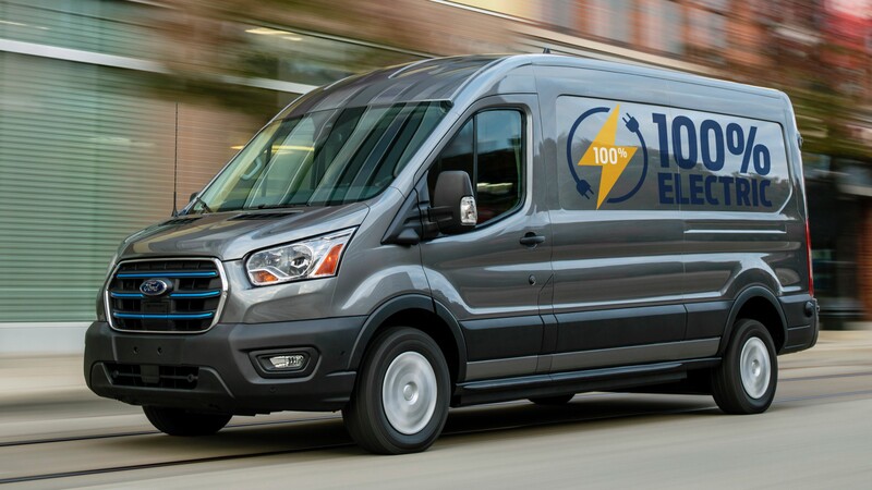 Ford E-Transit 2022, multifacética van es 100% eléctrica