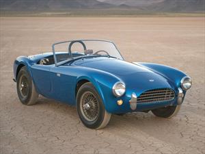 El auto americano más caro de la historia: Shelby Cobra 260 CSX 2000