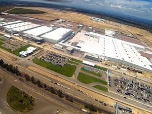 Nissan incrementará sus compras a proveedores en México