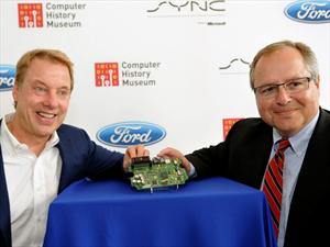 Ford ingresa a la historia de la computación de la mano de SYNC