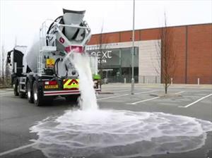 Crean asfalto que absorbe el agua