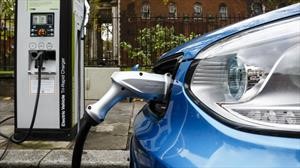 Oslo será la primera ciudad del mundo en recargar los taxis eléctricos de forma inalámbrica