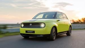 Honda e ofrece una potencia y torque formidable para su peso y tamaño