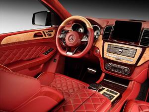 Echando a perder el interior de un Mercedes-Benz GLE