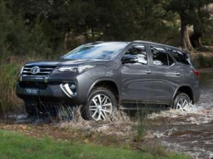 Ya es oficial, esta es la nueva Toyota SW4
