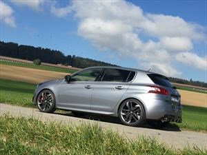 Primer contacto con el Peugeot 308 GTI 2017