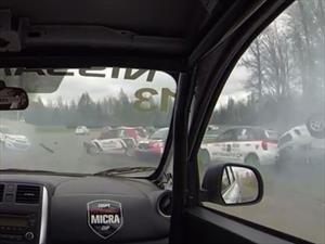 Video: Impresionante carambola de Nissan Micra en una pista canadiense