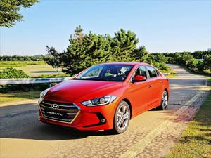 Nuevo Hyundai Elantra 2017 se presenta en Corea del Sur