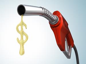 ¿Cómo ahorrar combustible en la conducción?