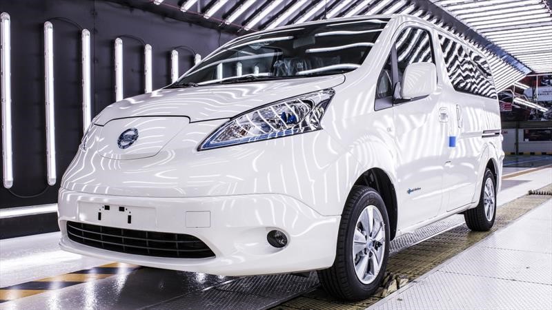 Nissan comenzó a cerrar plantas en Europa