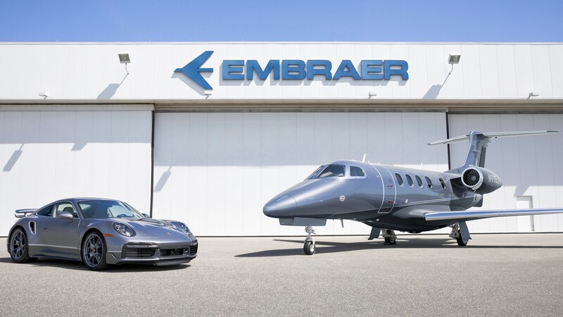 Este es el Porsche 911 que sólo se vende con un avión