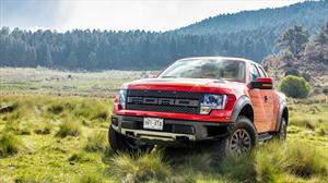 Probamos la Ford SVT Raptor, otra de las novedades del Salón de BA 2013