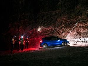 Ford Fiesta ST demuestra su poder en una pista subterránea