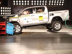 Toyota Hilux 2016 obtiene 5 estrellas en las pruebas de choque de Latin NCAP