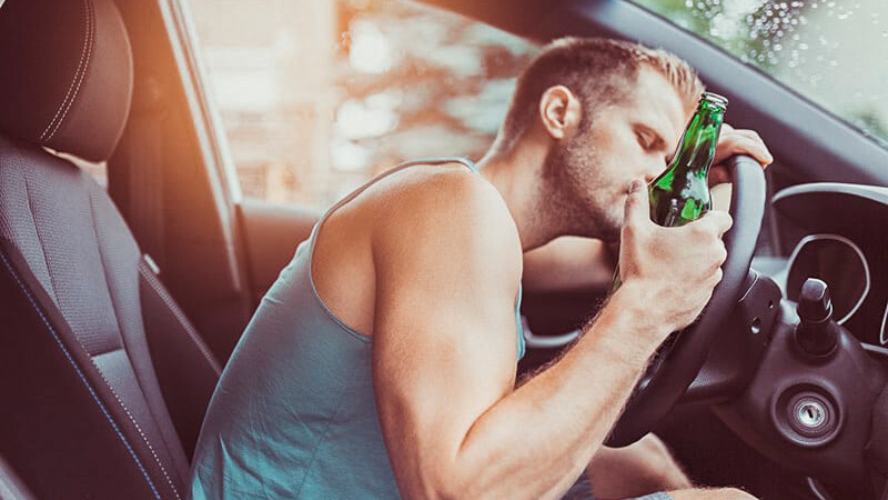 Tu coche ahora detectará si estás alcoholizado