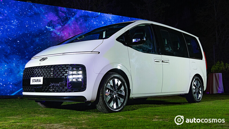 Hyundai Staria 2022 en Chile, un furgón de otro planeta
